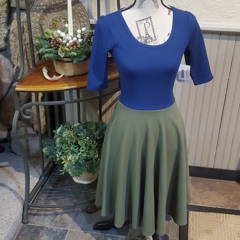 NWT LuLaRoe* Dress